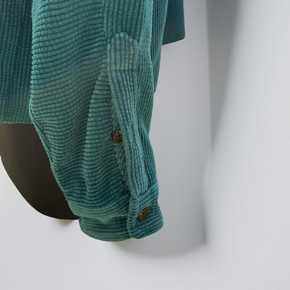 Urban Outfitters Cropped Teal Corduroy Button-Up Shirt Size Size Large - Picture 6 of 6